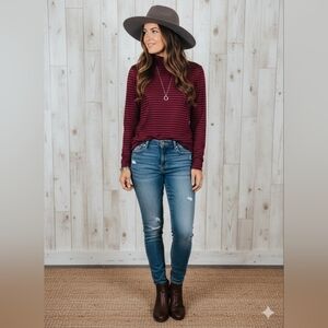 Evereve black & red stripe 'Kody' turtleneck jersey